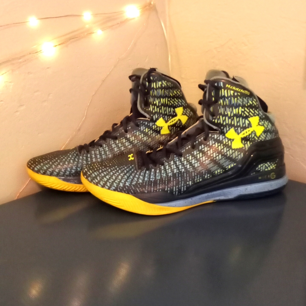 Under Armour Clutchfit men's basketball shoes
